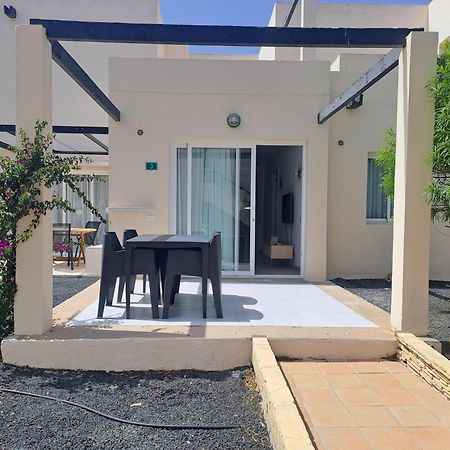 Homeforguest Apartamento 13 Con Terraza Y Piscina En Corralejo Exterior foto